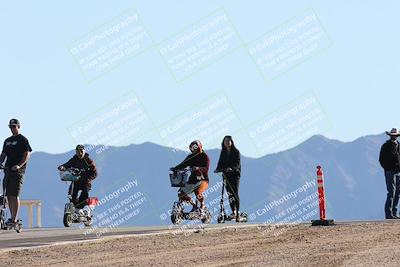 media/Dec-04-2025-Racers Edge (Thu) [[5ebc9f124d]]/1-Track Walk/